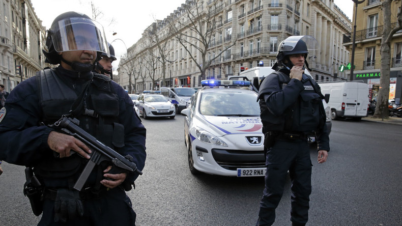 Counter-terror police detain armed ‘madman’ after siege in Paris suburb