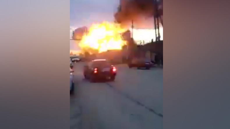 Scores injured after earth-shaking explosion at Russian petrol station (VIDEO)