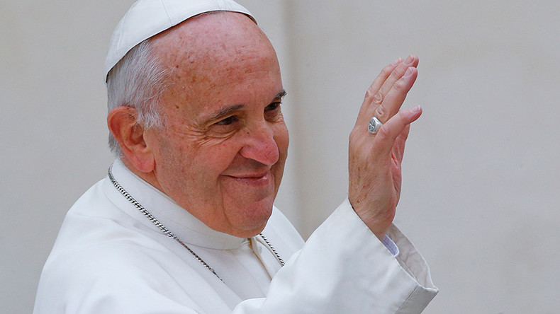 Instagod: Thousands rush to see Pope Francis’ 1st post on popular social site