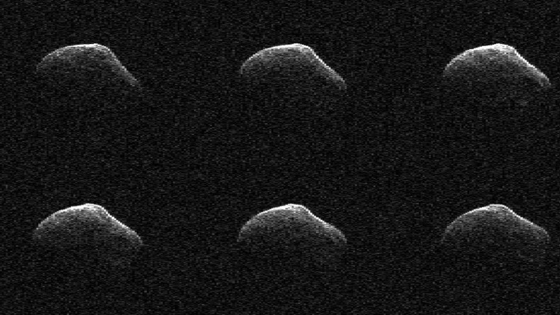 On a brick and a pear: Gigantic comet's flyby captured by NASA (PHOTO, VIDEO)