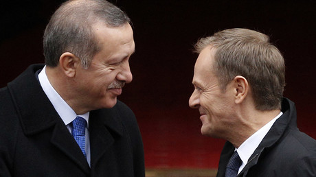 Turkey/EU deal: Erdogan has fawning Eurocrats wrapped around his finger
