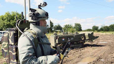 Russian combat engineers test new advanced assault suit (VIDEO)