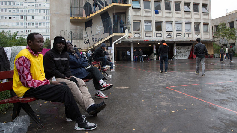 64% of French say refugees are ‘a major source of crime’ – poll 
