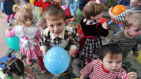 Russian NGO proposes nationwide register of prospective adoptive parents