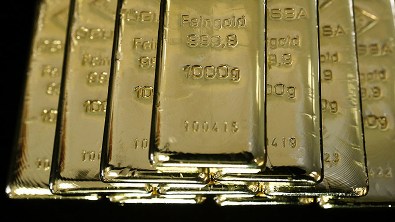 Central banks buying up gold to diversify away from US dollar