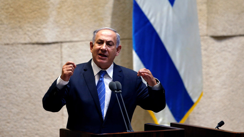 Netanyahu accused of illegally using public bonus miles for private travel