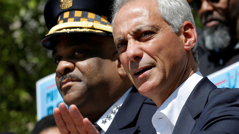  Chicago mayor dodges witness stand as whistleblowers settle lawsuit against city