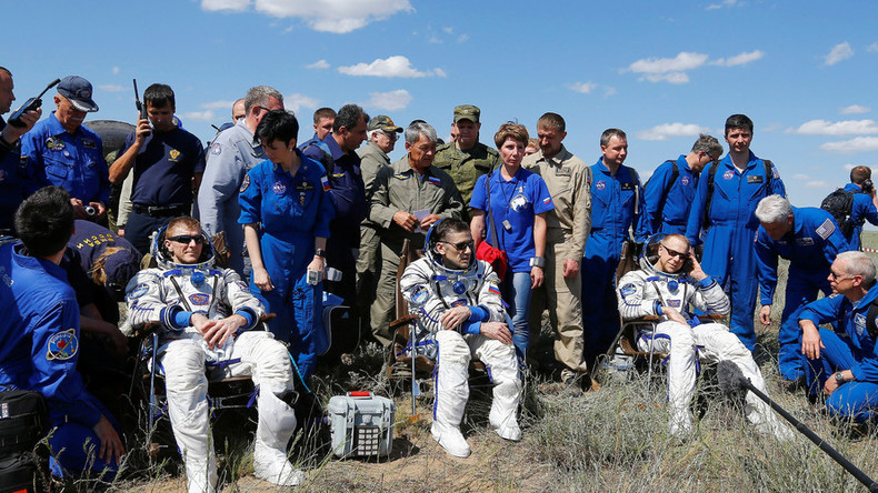 3-man Space Station crew comes back to Earth, as Soyuz craft lands in Kazakhstan (VIDEOS, PHOTOS)