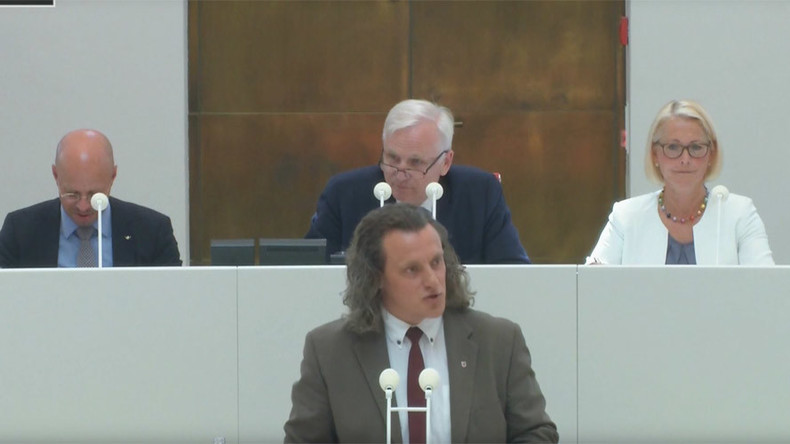 German MP speaks out on diversity bill, addressing 60 genders (VIDEO)