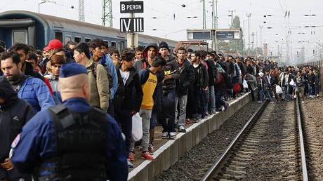 Terrorists smuggled into Europe amid refugee flow - Merkel 