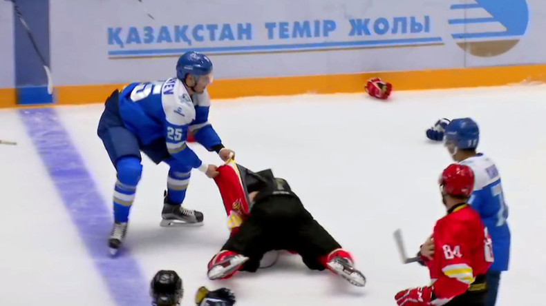 Preseason madness: KHL enforcer Ryspayev takes on whole team - on ice and bench (VIDEO)