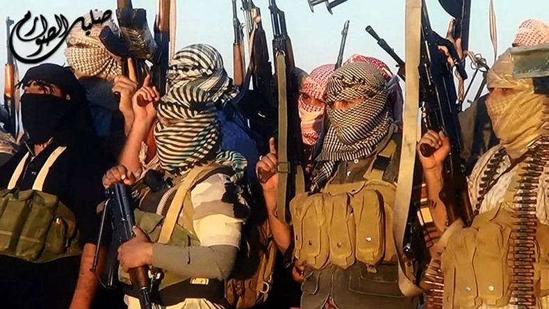 US-backed forces give hundreds of ISIS fighters safe passage