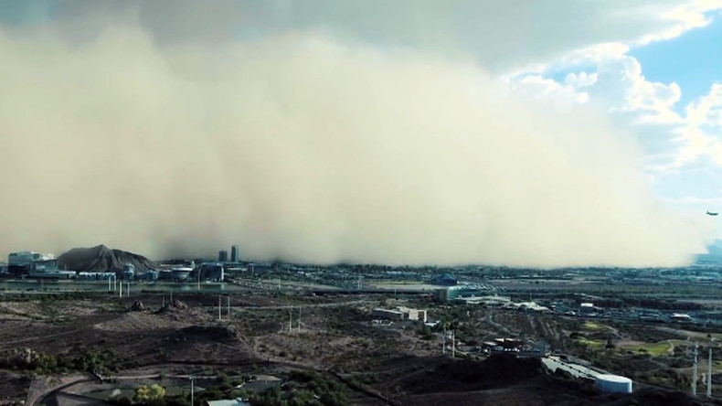 'Wall of dirt': Watch dust storm roll over Phoenix, Arizona (VIDEO)