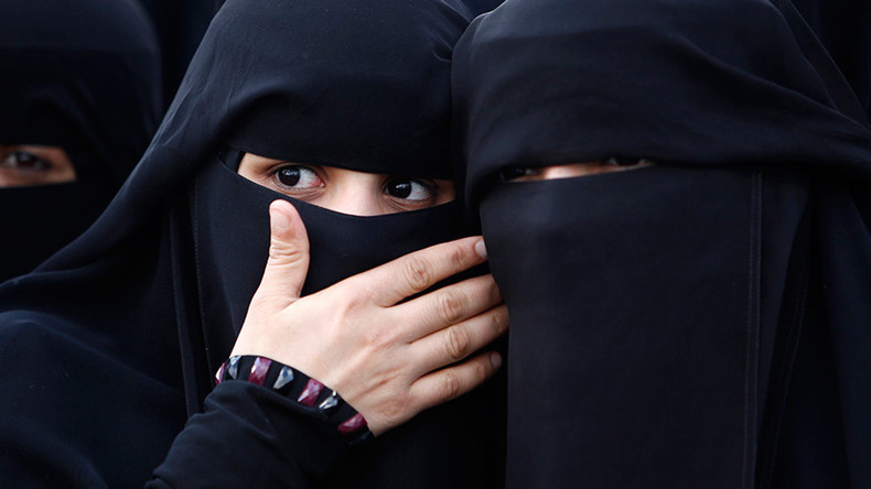 No face veil in school: German court rules that student should not attend classes in niqab