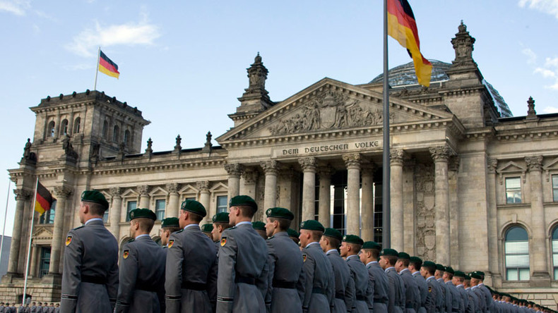Germany may reintroduce conscription if defense of NATO borders needed – reports
