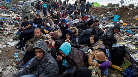 German MEPs want EU members fined for not accepting migrants