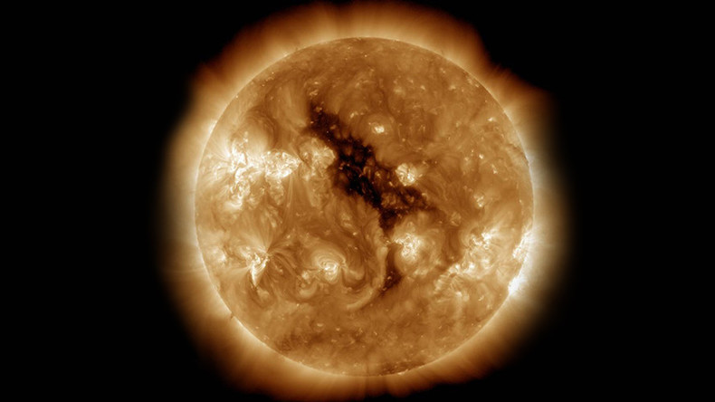 Massive ‘coronal hole’ on the sun blasts Earth with solar storms (PHOTOS)