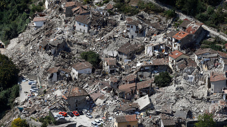 Italy furious after Charlie Hebdo caricature depicts quake victims as pasta & lasagna