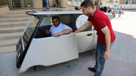 Running on sunshine: Palestinian students build solar car to beat Israeli fuel blockade (VIDEO)