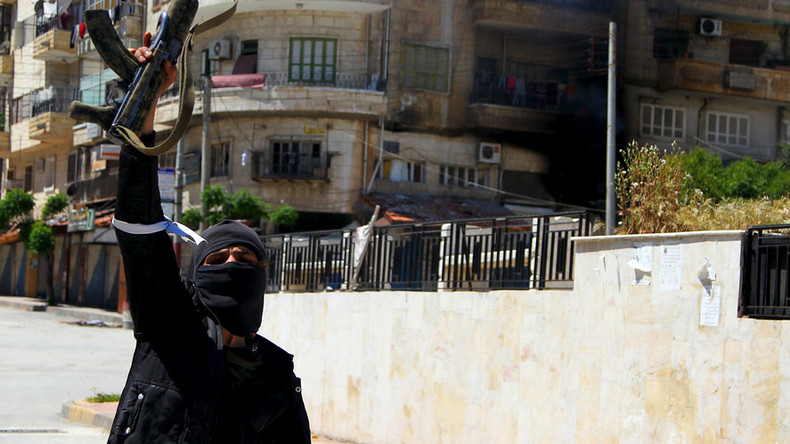 ‘Alive & kicking’ Al-Qaeda poses ‘very direct threat’ to UK – Defense secretary