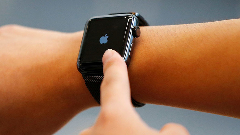 Apple Watches banned from UK govt meetings amid claims of ‘Russian secret agent’ hacking