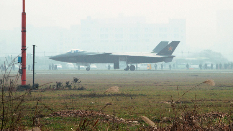 China to display 5th gen J-20 stealth fighter at air show