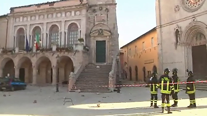 'I saw hell': Norcia 6.6 earthquake devastates historic churches & buildings (PHOTOS, VIDEOS)