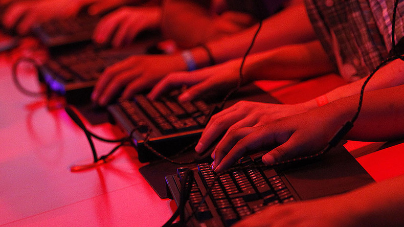 FBI ran 23 Dark Web child porn sites to gather visitor info