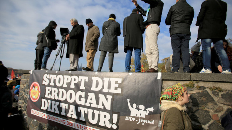Clashes break out as thousands rally against Turkey’s Erdogan in Cologne (VIDEO, PHOTOS)