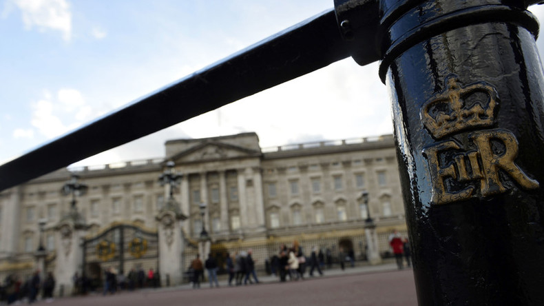 Petition to make UK royal family pay for Buckingham Palace repairs gains 70k+ signatures