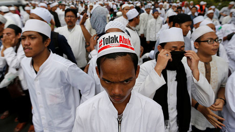  Islamists threaten violence over Jakarta governor’s ‘blasphemy,’ 18K police on high alert