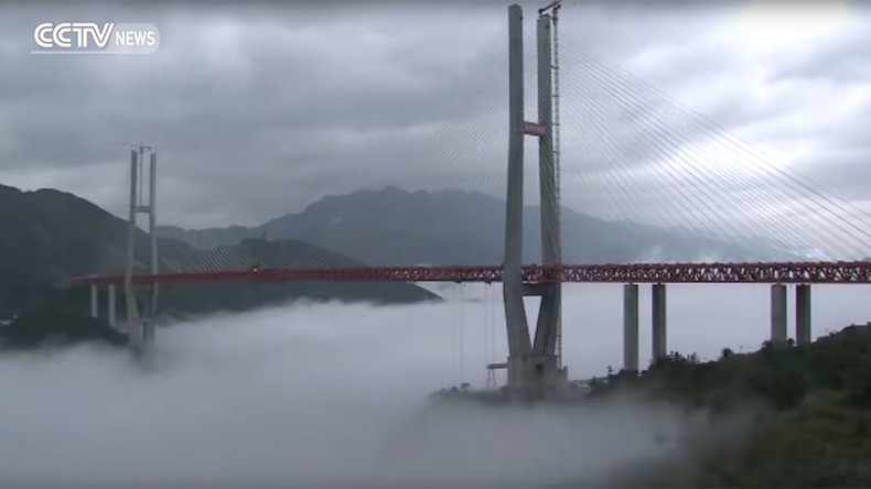 Latest feat of Chinese engineering will leave you dizzy (VIDEOS, PHOTOS)