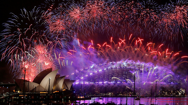 Most explosive NYE fireworks from around the world (VIDEOS)