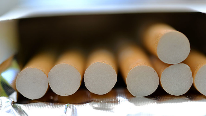 Austrian family minister wants full smoking ban for under-18s