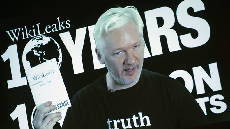 '14-yr old kid could do it’- Assange on Podesta email hack