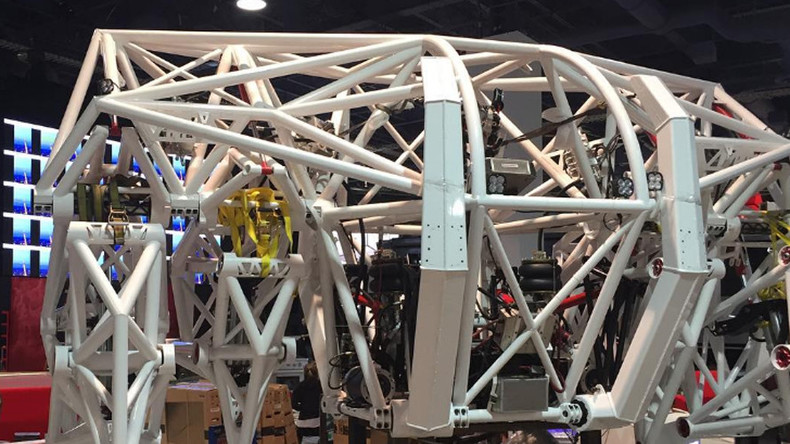 3,500kg robot to carry human 'pilots' in 'ex-bionic racing league' (PHOTOS, VIDEO)
