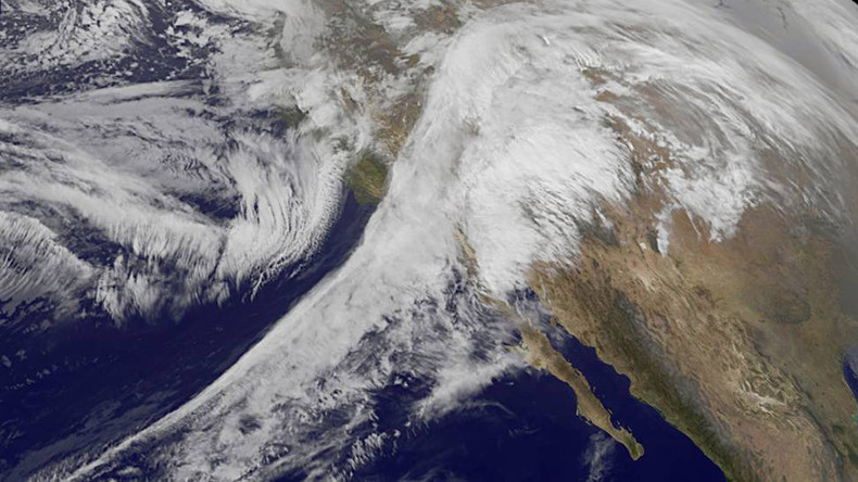 Terrible splendor: NASA captures Iras snowstorm from space in amazing animation