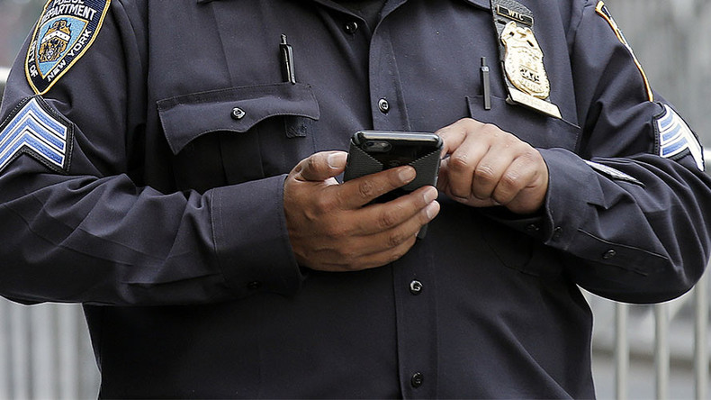 Police need warrant to search cell phones, insist privacy campaigners