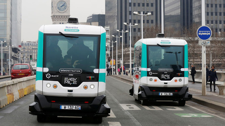 Not sci-fi anymore: Paris introduces first driverless buses (PHOTOS)