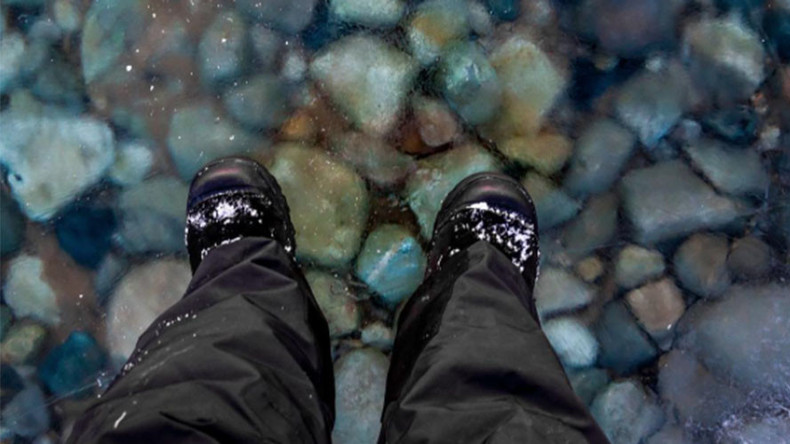 Man ‘walks on water’ after rare natural phenomenon (PHOTO)