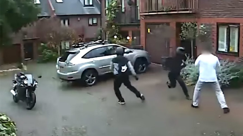 Nunchuck-wielding motorbike thieves attack owner before fleeing (VIDEO)