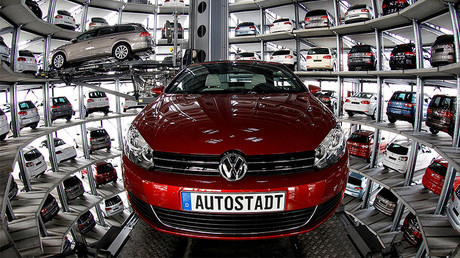 Massive car graveyard where Volkswagen diesel vehicles go to die (VIDEO)