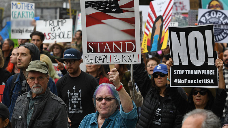 Thousands attend LA protest over Trump’s DAPL & Keystone XL executive orders (VIDEOS, PHOTOS)