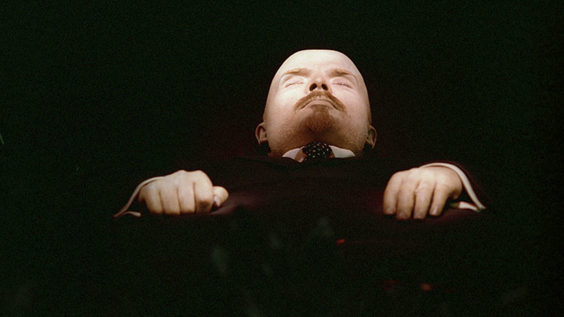 Lenin’s body to be freshened up, given new suit