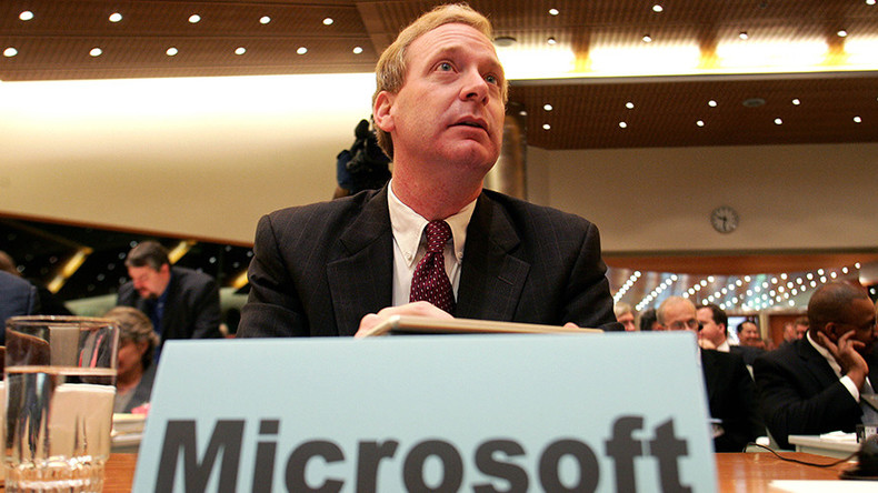 Washington judge rules in favor of Microsoft, against govt gag order