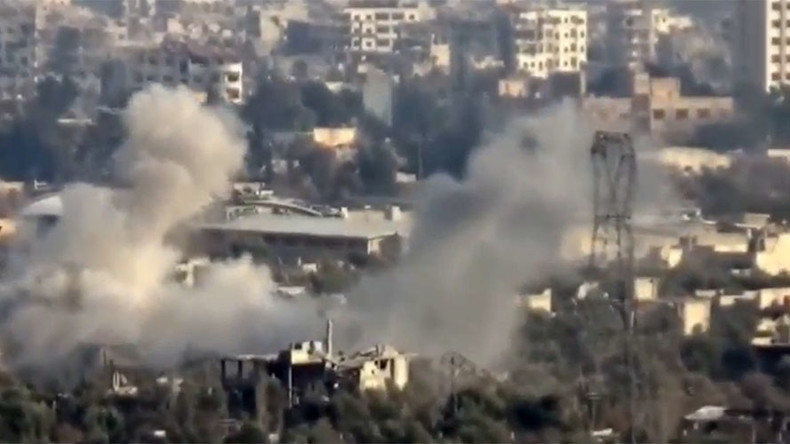 Heavy fighting in east Damascus as Syrian army fends off Nusra-led offensive (VIDEO)