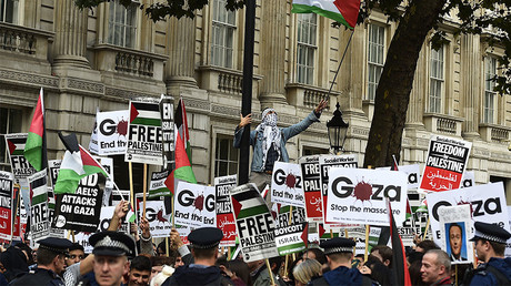 British pro-Palestinian activist denied entry to Israel for promoting boycotts