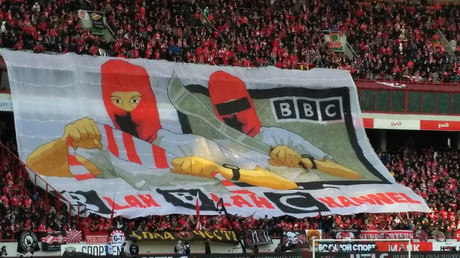 ‘Blah Blah Channel’: Spartak fans taunt BBC over documentary with banner