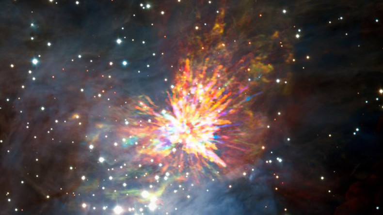 Twinkle, twinkle exploding star: Epic star birth captured in spectacular images