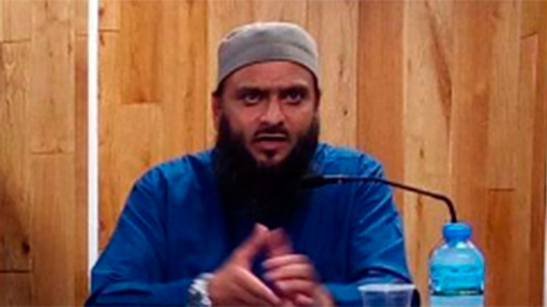 UK primary school takes pupils on day out to meet ‘extremist’ Islamic preacher